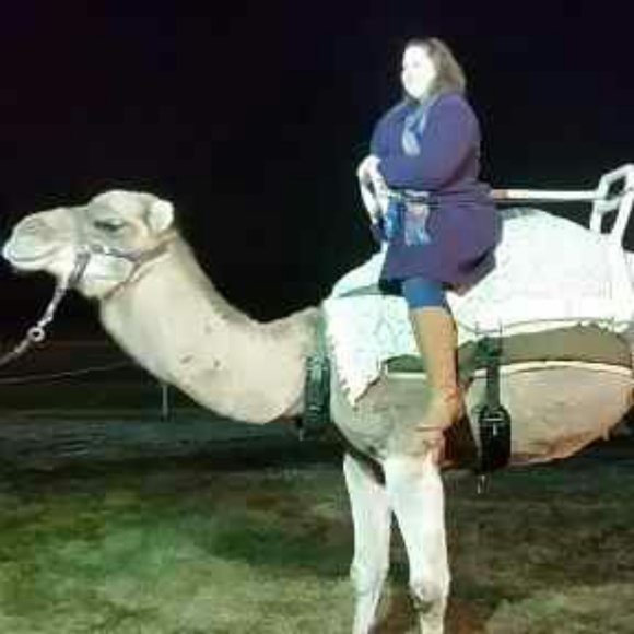 Meet your Posher, Kristen - Picture 3 of 3